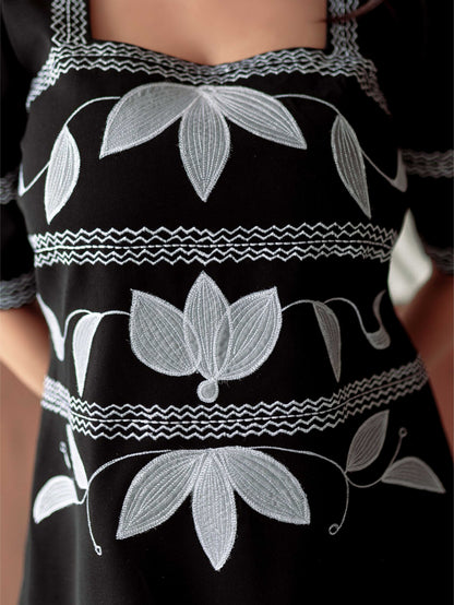 Black Elegant Embroidered Dress
